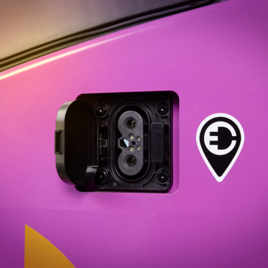 Carretilla elevadora eléctrica – CBH 2.5 | Mástil 4800 mm | AntOn by Jungheinrich