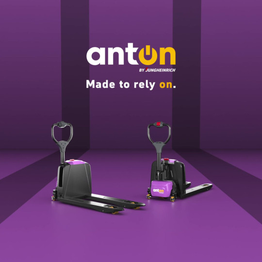 Transpaleta eléctrica de operador a pie – SW | PTL 1.5 | 685 x 1150 mm | AntOn by Jungheinrich