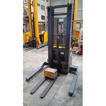 Apilador EJC B12 G115_ 430DZ - Extracción superior